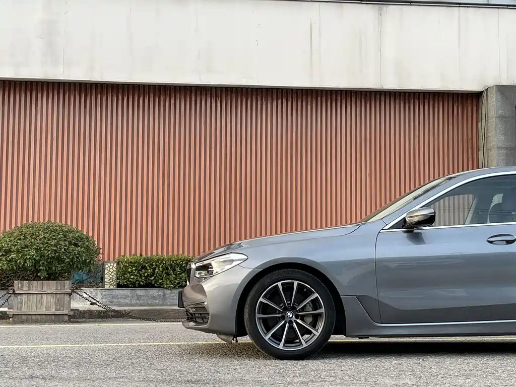 BMW 6 Series GT — миниатюра 5