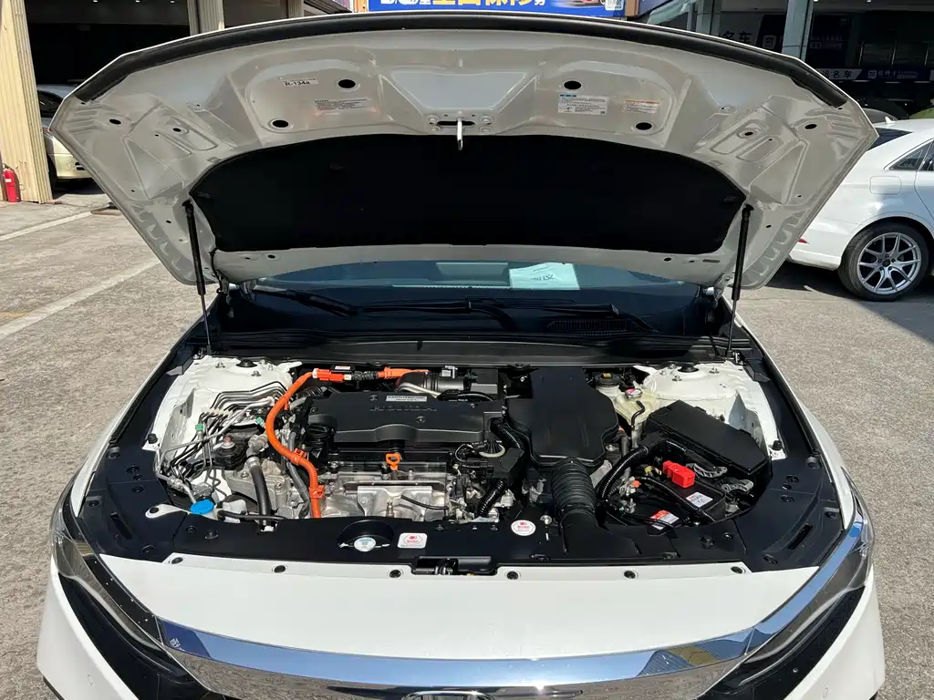 Honda Accord — миниатюра 12