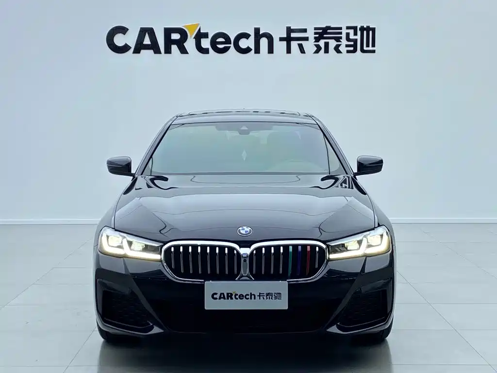 BMW 5 Series — миниатюра 2