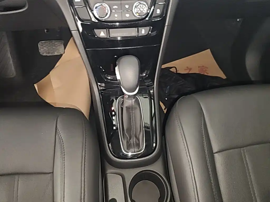 Buick Encore — миниатюра 14