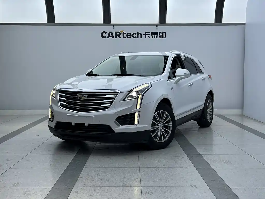CADILLAC XT5