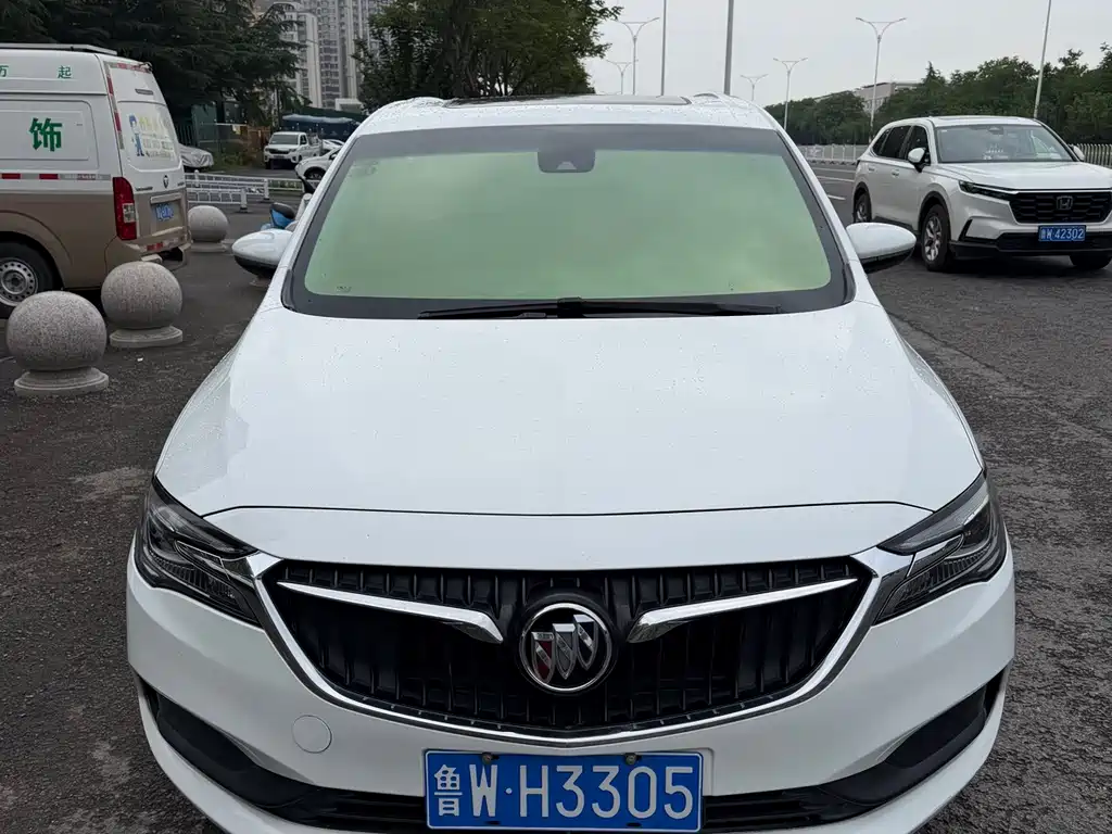 2019 Buick GL6 - zdjęcie 1 z 12