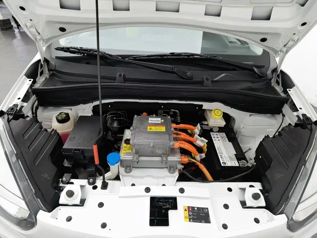 Roewe Clever — миниатюра 6