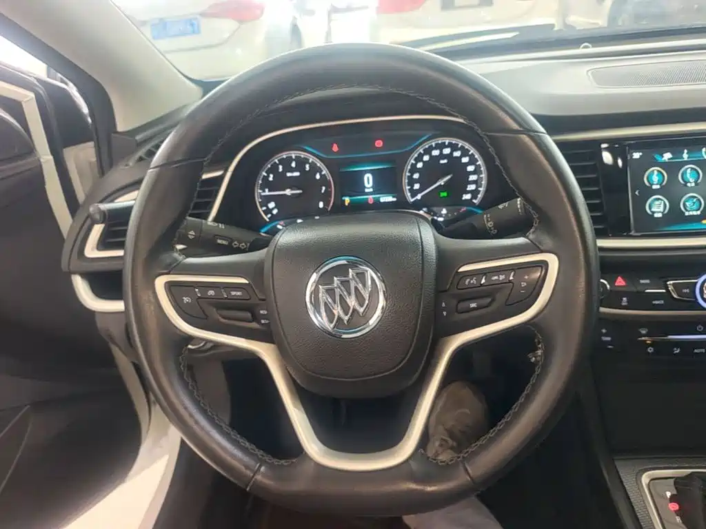 Buick Excelle — миниатюра 11