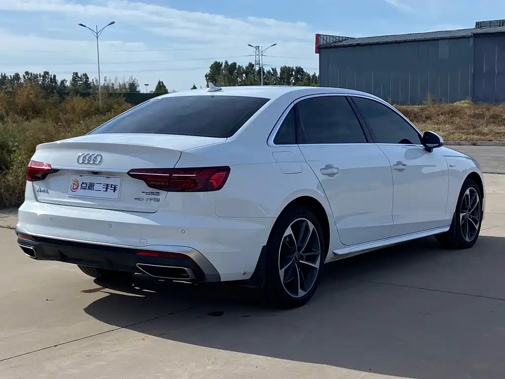 Audi A4L — миниатюра 4
