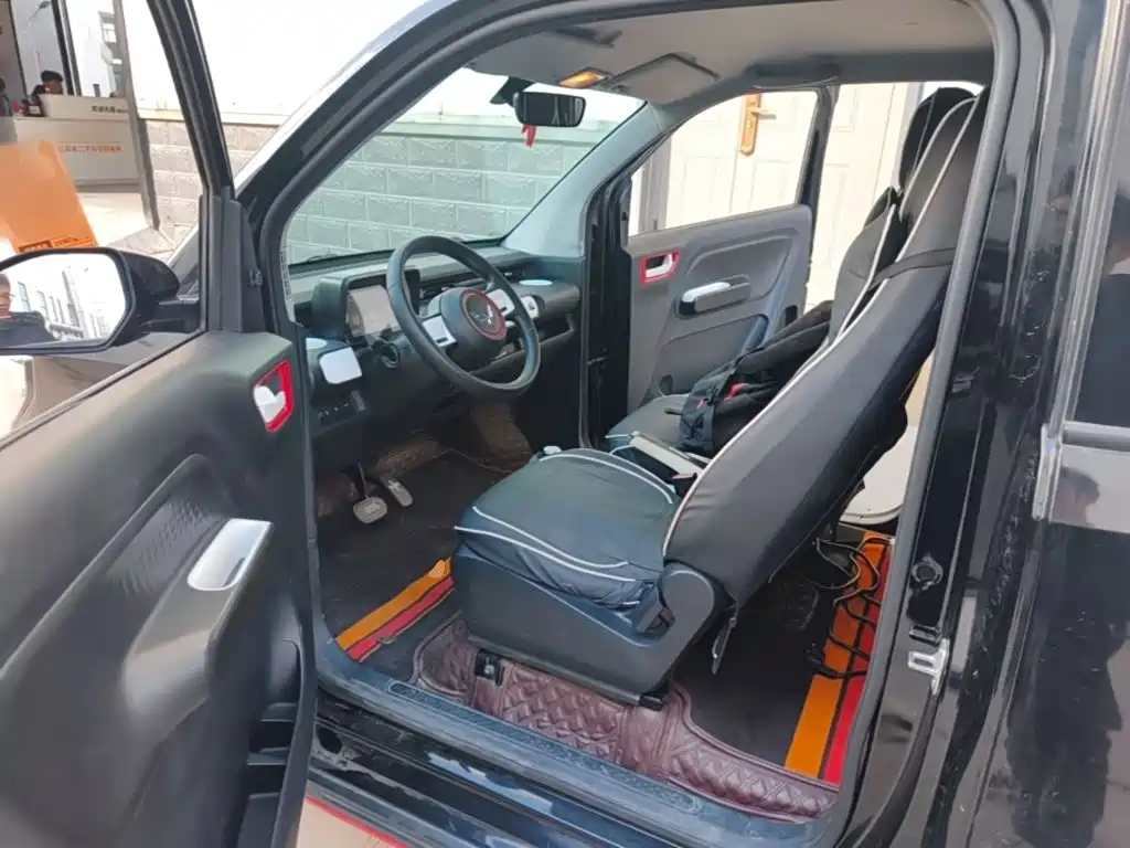Wuling MINIEV — миниатюра 16