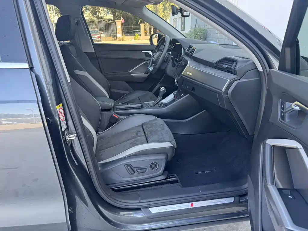 Audi Q3 — миниатюра 21