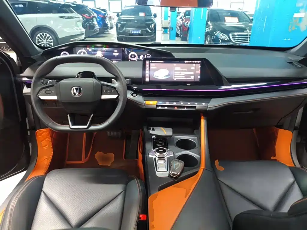 Changan UNI-V — миниатюра 10