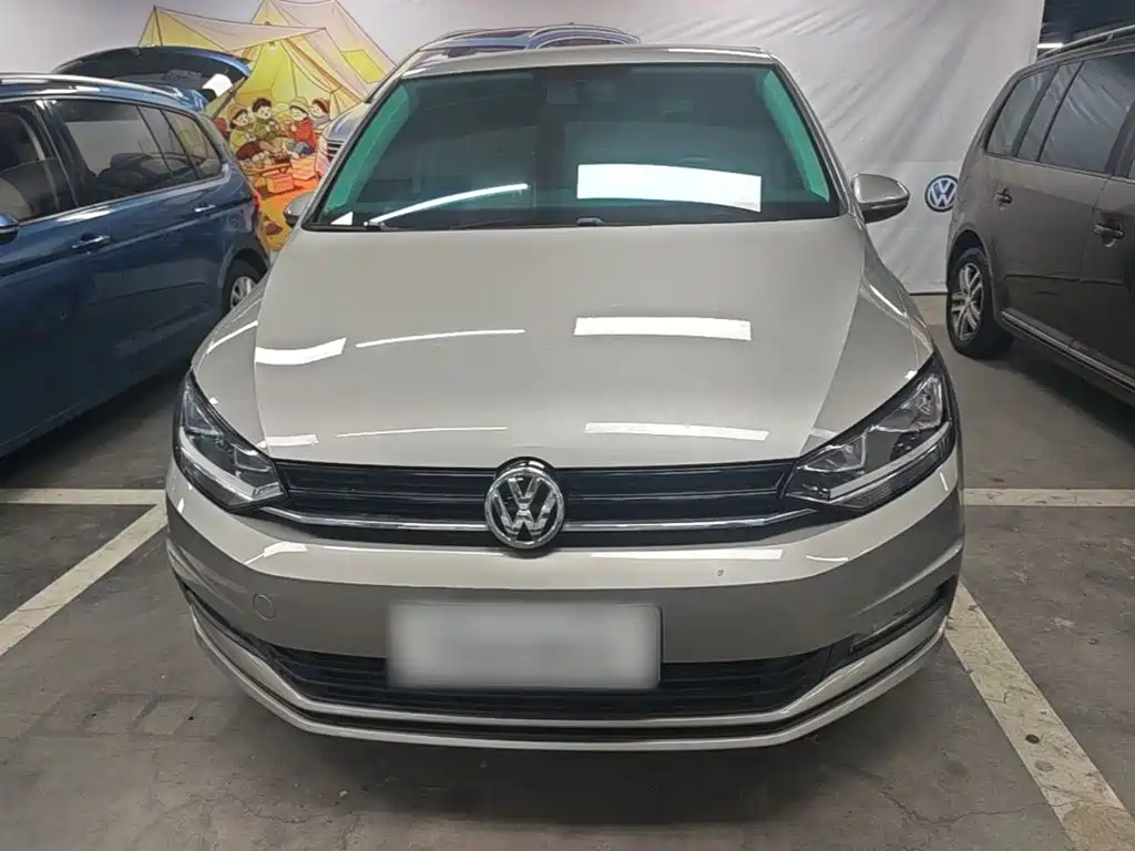 Volkswagen Touran — миниатюра 3