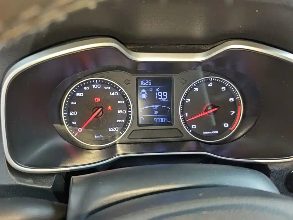 MG ZS — миниатюра 12