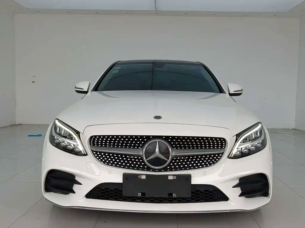 Mercedes-Benz C-Class — миниатюра 2