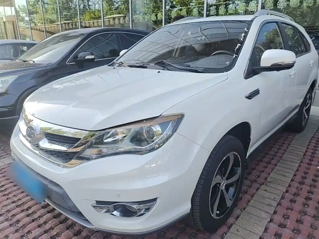 Byd S7 2015