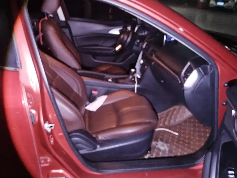 Mazda 3 Axela — миниатюра 8