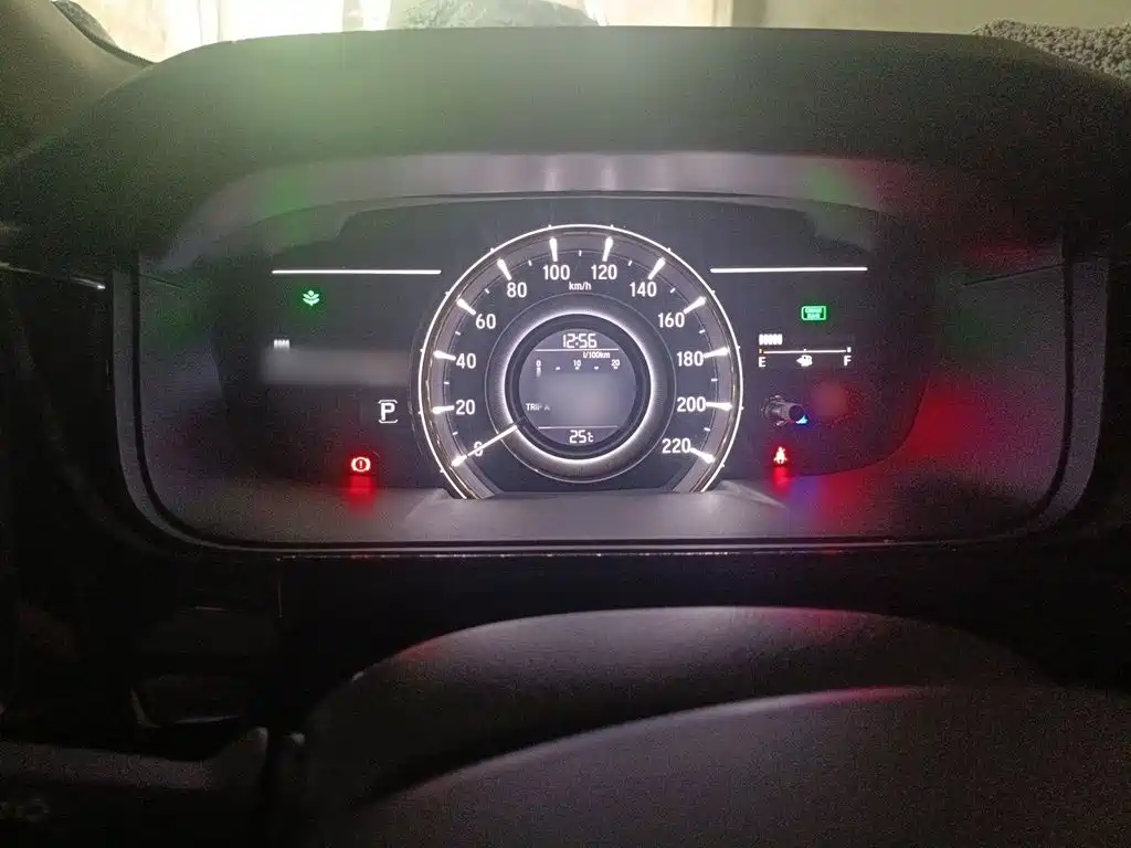 Honda Elysion 2016 2.4L Comfort