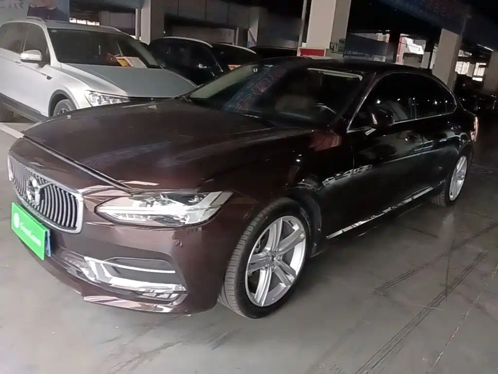 Volvo S90 — миниатюра 2