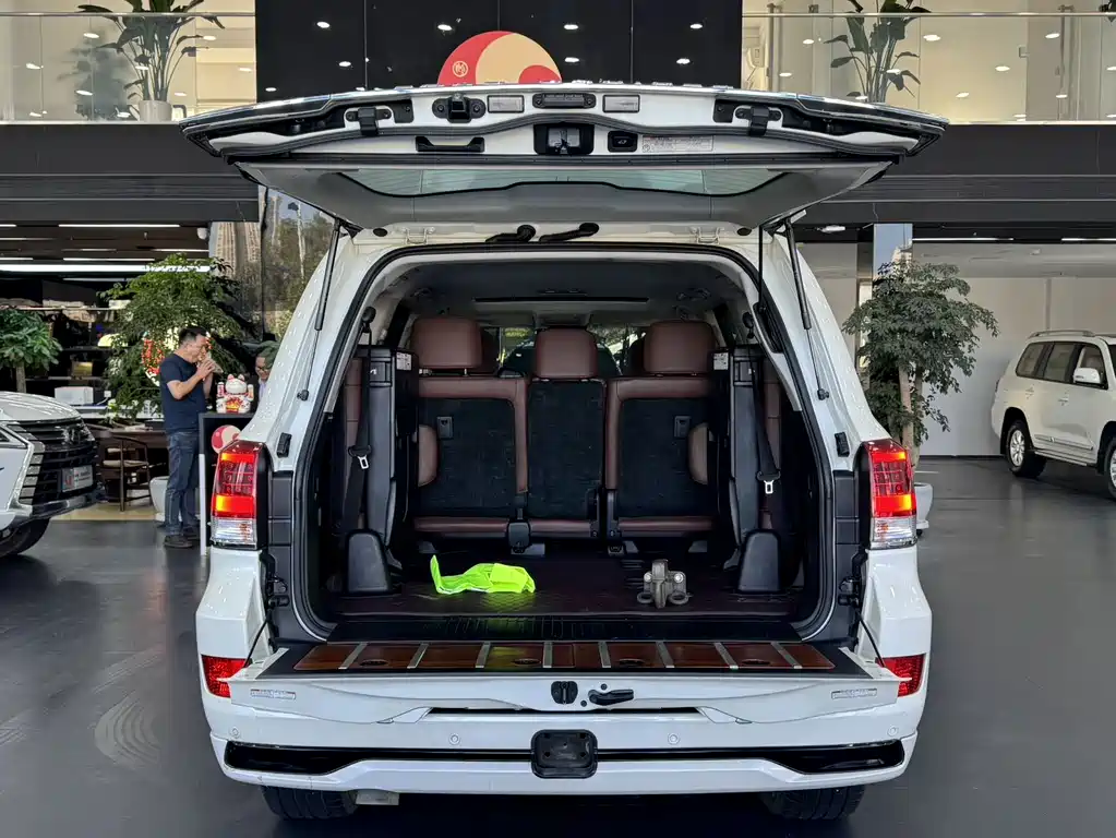 Toyota Land Cruiser — миниатюра 16