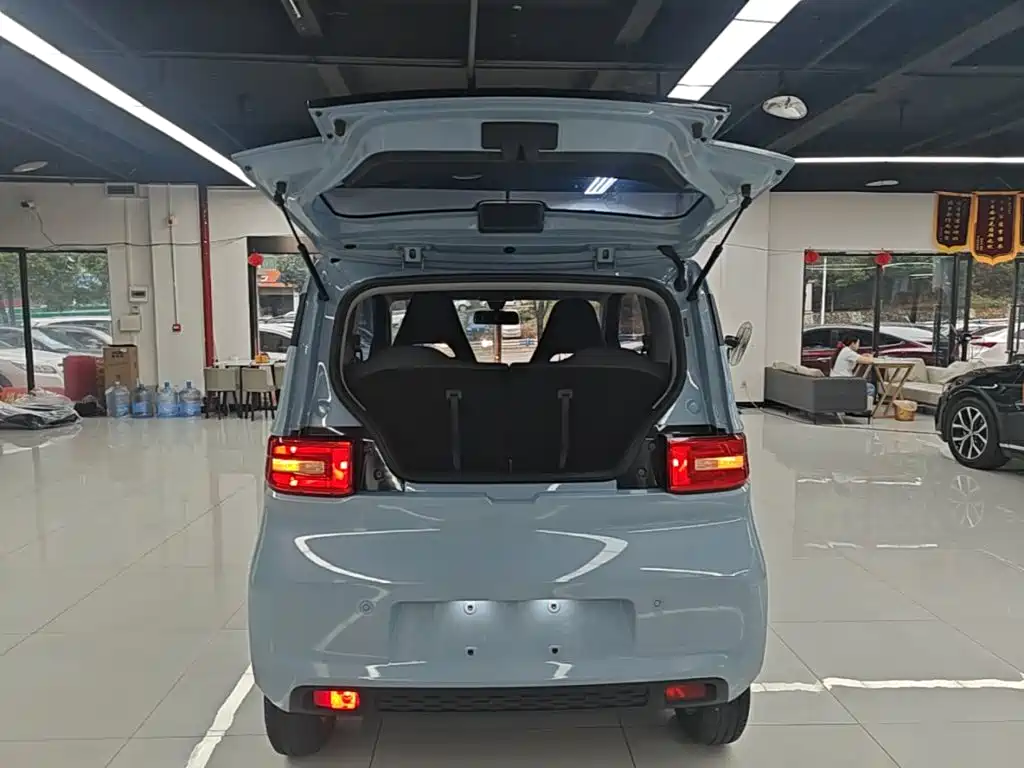 Wuling MINIEV — миниатюра 19