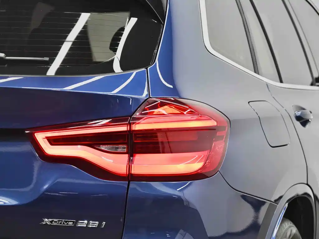BMW X3 — миниатюра 12