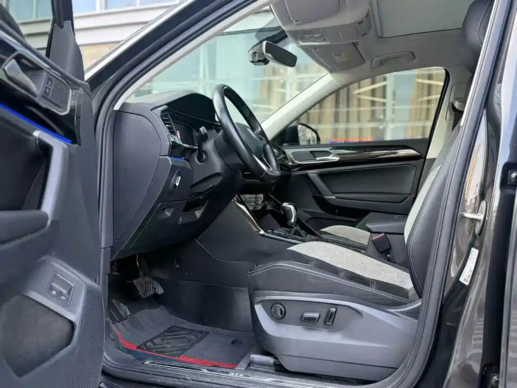 Volkswagen Tayron GTE — миниатюра 6