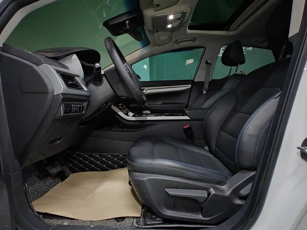 Geely GSe — миниатюра 17