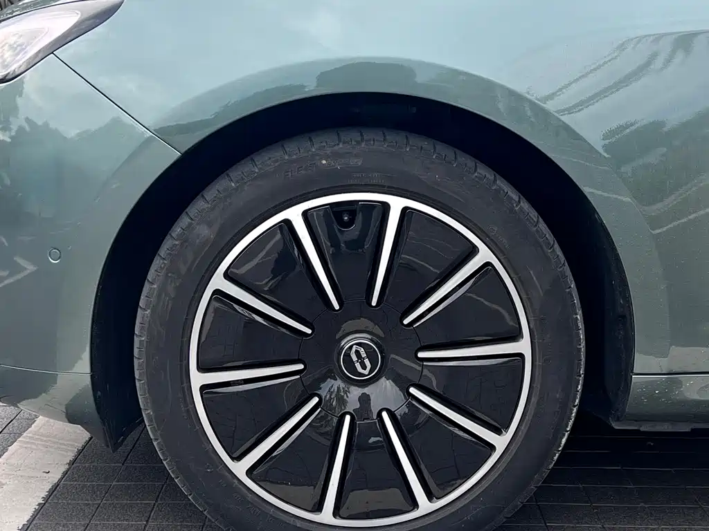Aito M5