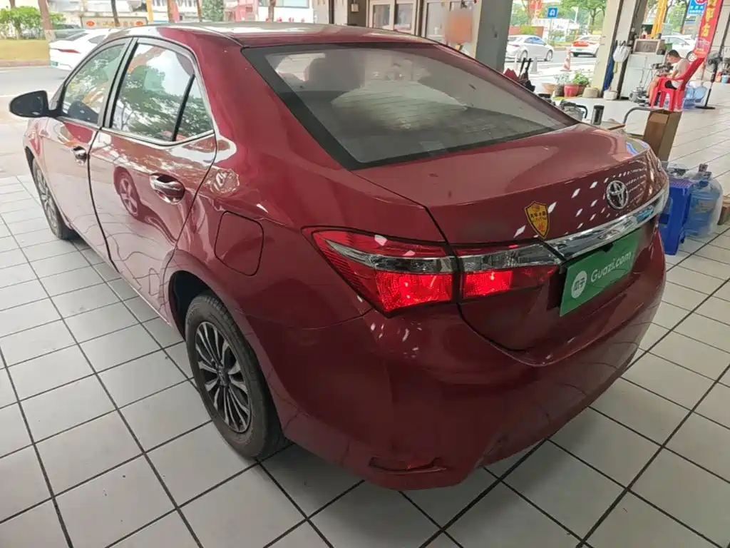 Toyota Corolla — миниатюра 5