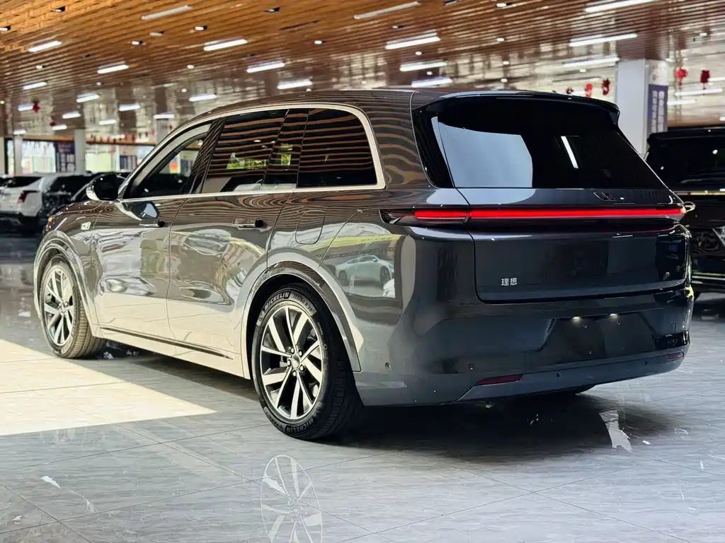 Li Auto Li L8 — миниатюра 16