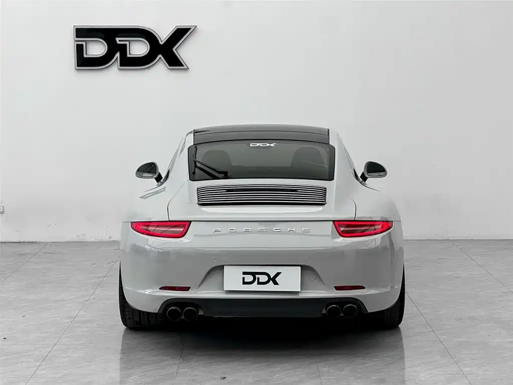Porsche 911 2015 Carrera 3.4L Style Edition