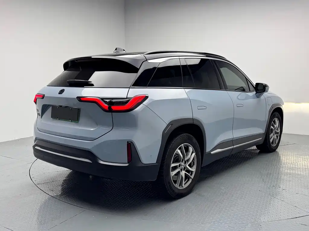 NIO ES6 — миниатюра 6