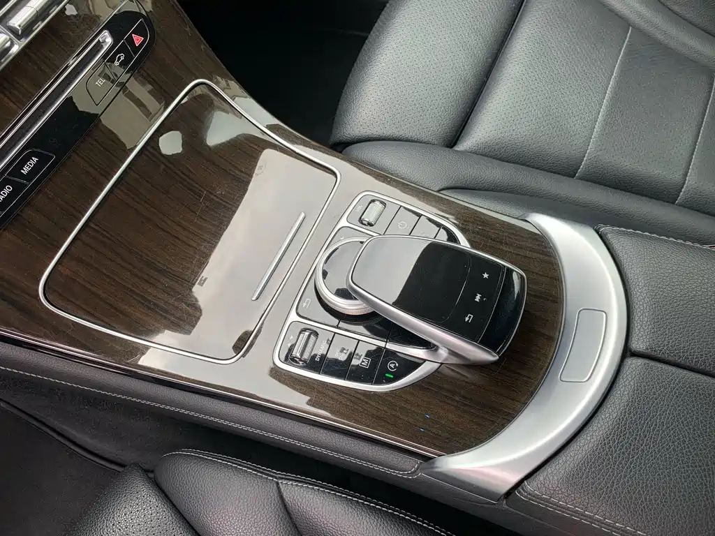 Mercedes-Benz GLC — миниатюра 19