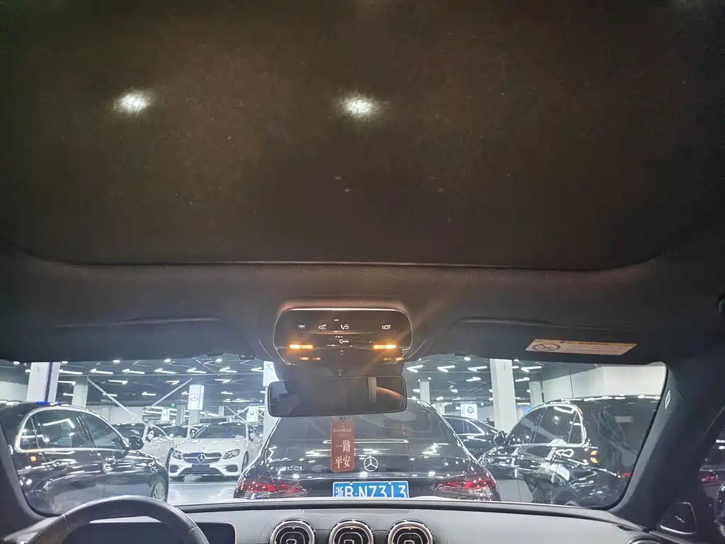 Mercedes-Benz C-Class — миниатюра 14