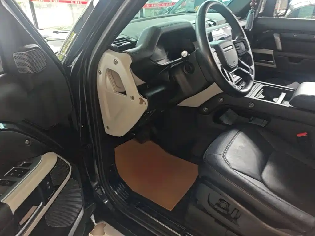 Land Rover Defender — миниатюра 16