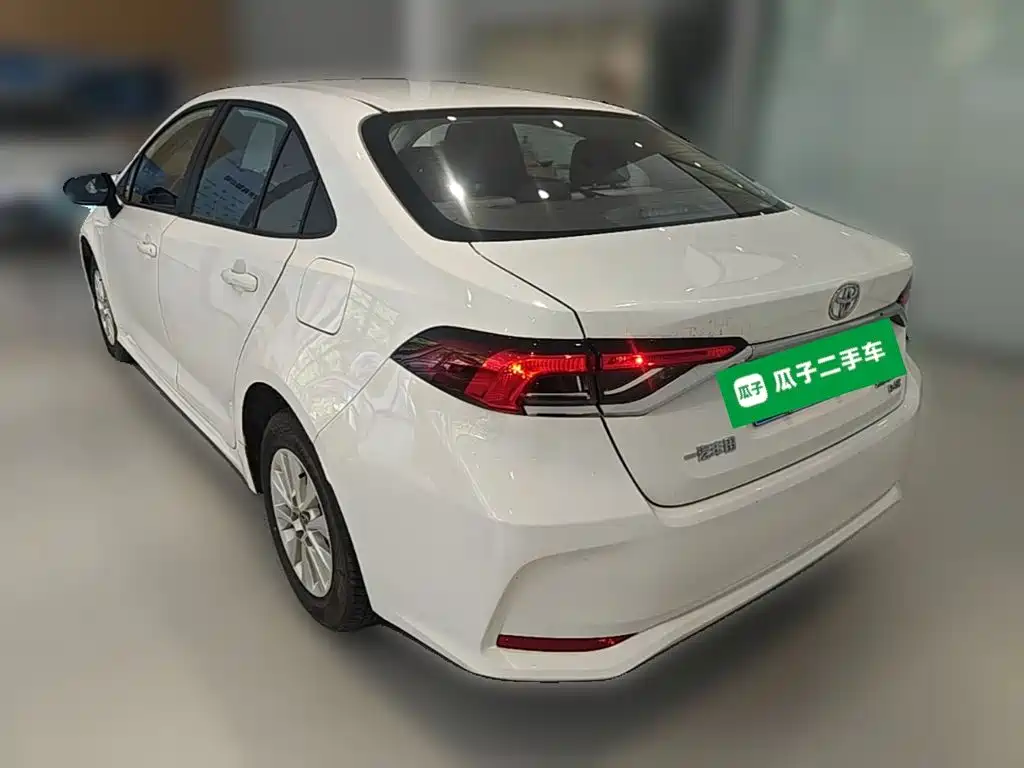 Toyota Corolla — миниатюра 7