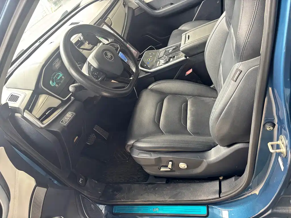 WM Motor EX5 — миниатюра 4