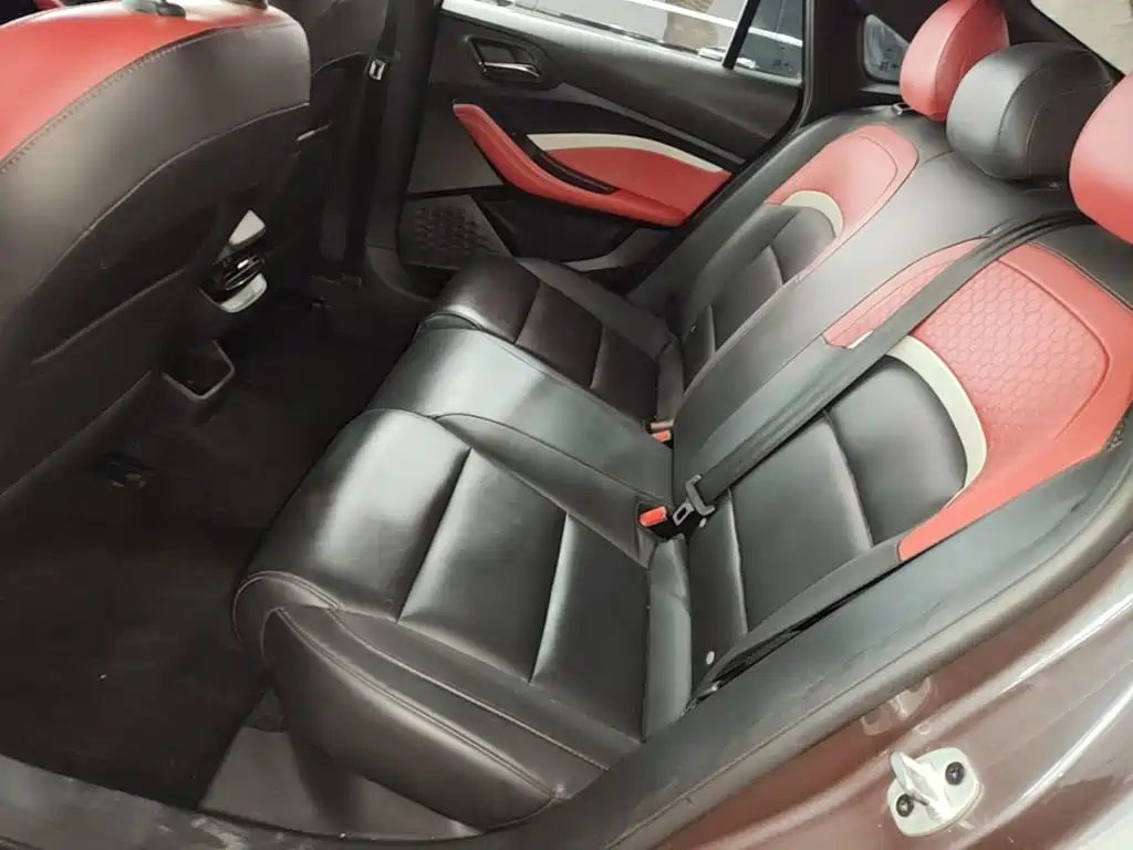 MG MG5 — миниатюра 17