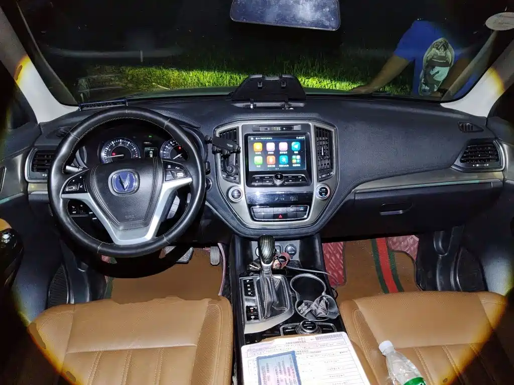 Changan CS95 — миниатюра 5