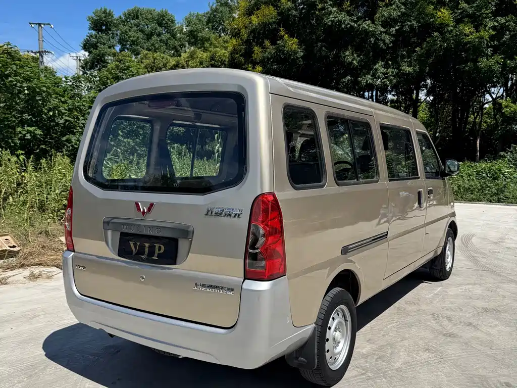 Wuling Rongguang — миниатюра 4