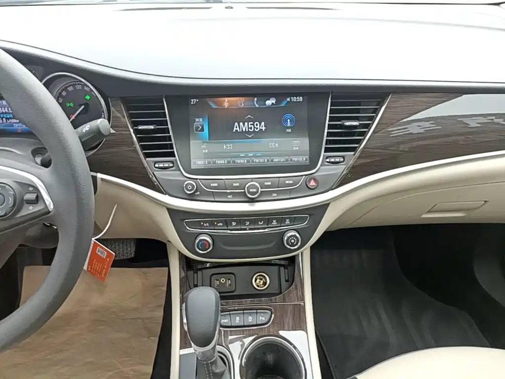 Buick Verano — миниатюра 13
