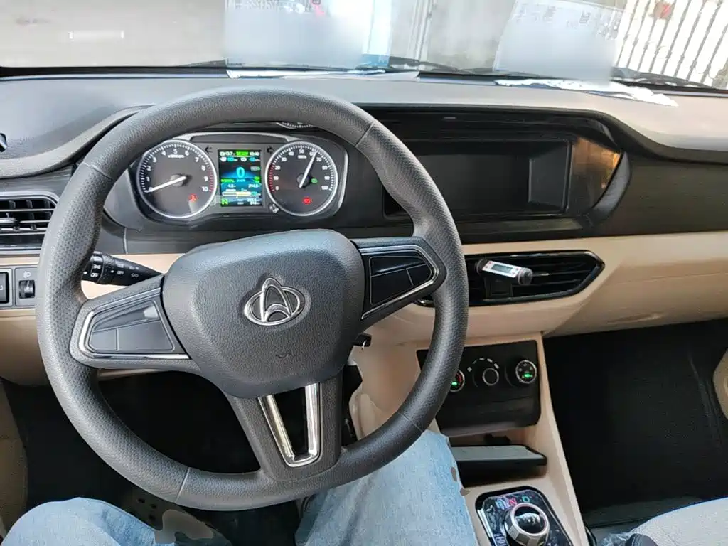 Kuayue Kuayue Star V7 EV — миниатюра 10