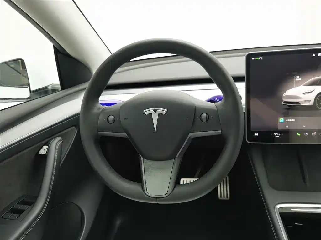 Tesla Model Y — фотографии объявления, Фото 11