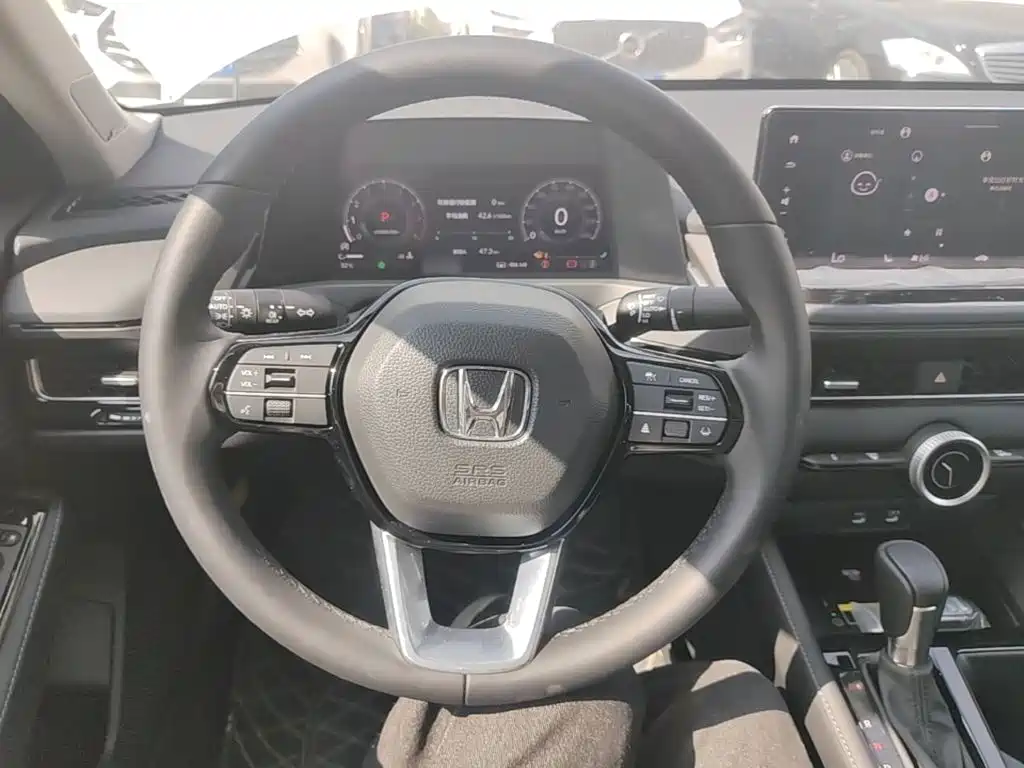 Honda Inspire — миниатюра 11