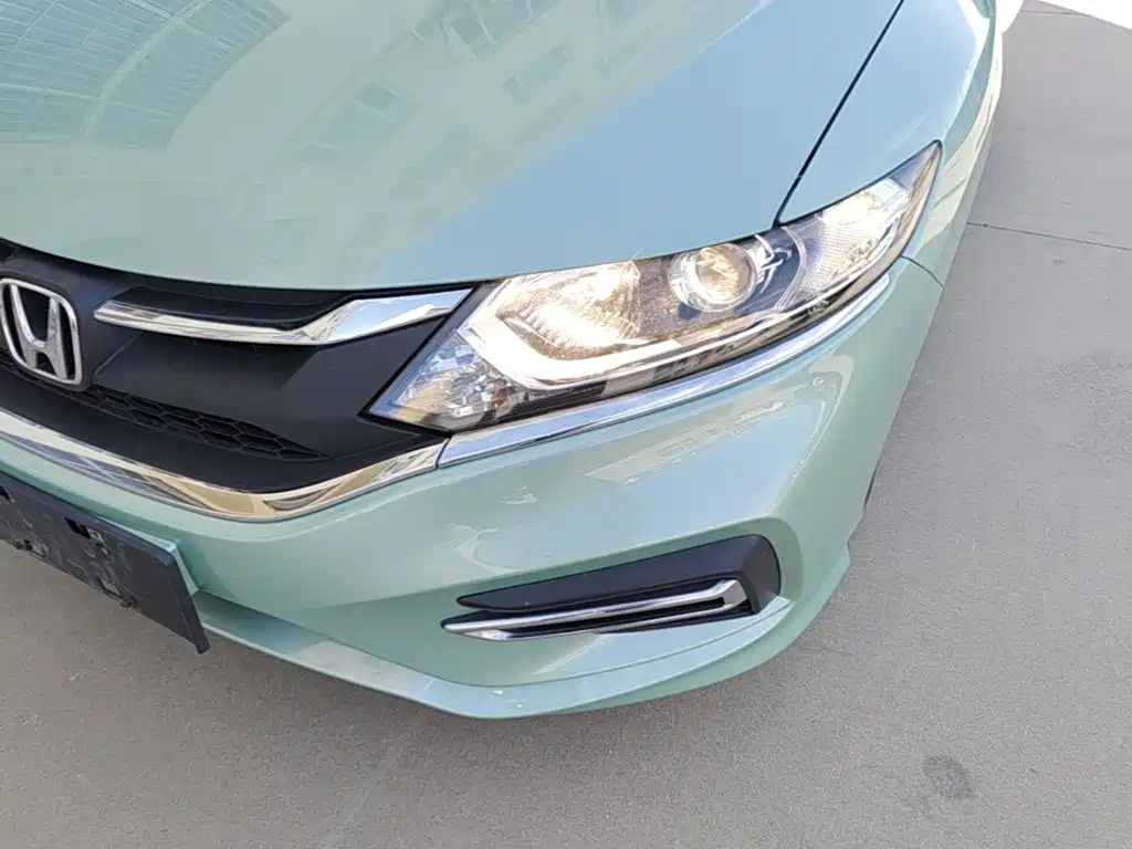 Honda Jade — миниатюра 24