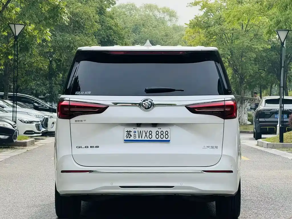 Buick GL8 — миниатюра 6