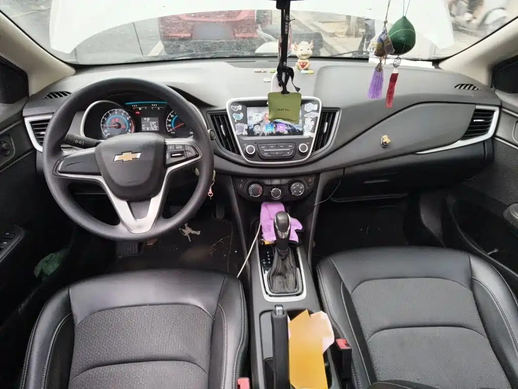 Chevrolet Cavalier — миниатюра 13