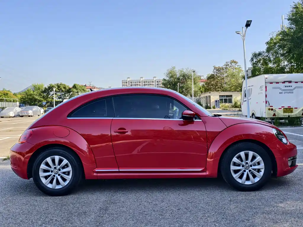 Volkswagen Beetle — миниатюра 7