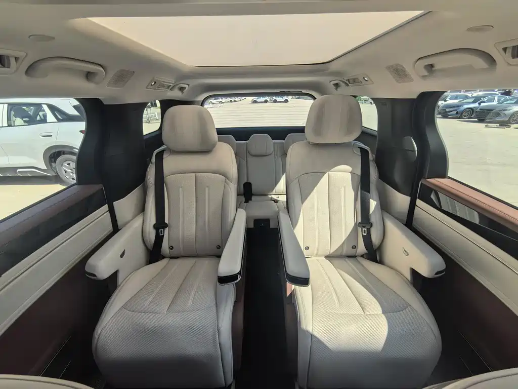 BYD Xia — миниатюра 10