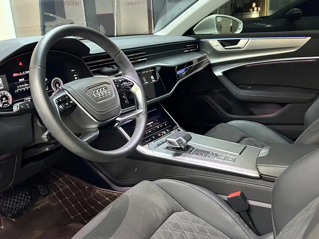 Audi A7L — миниатюра 8
