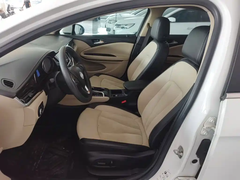 Buick Verano — миниатюра 15