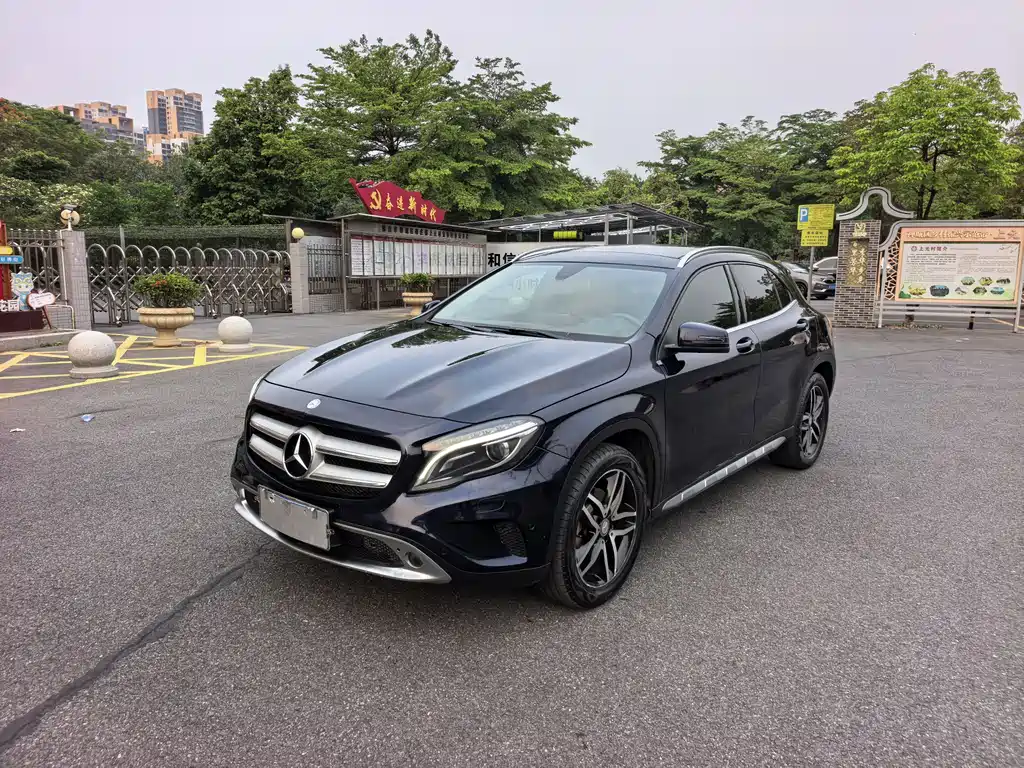 Mercedes-Benz GLA 2016