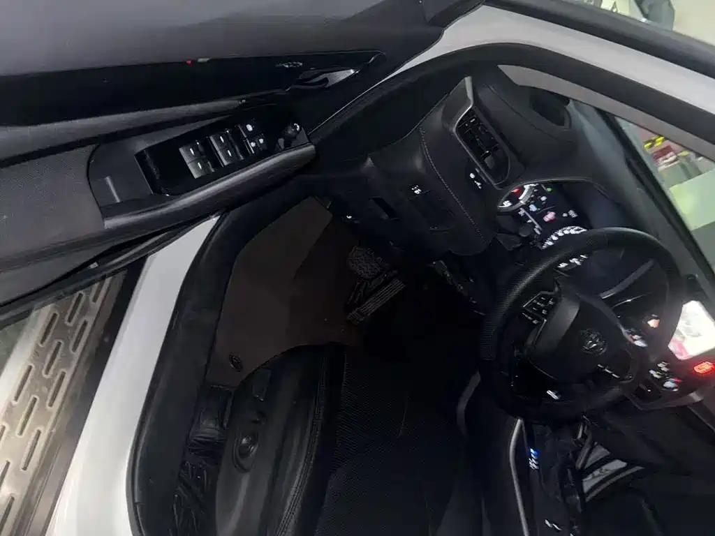Toyota Highlander — миниатюра 7